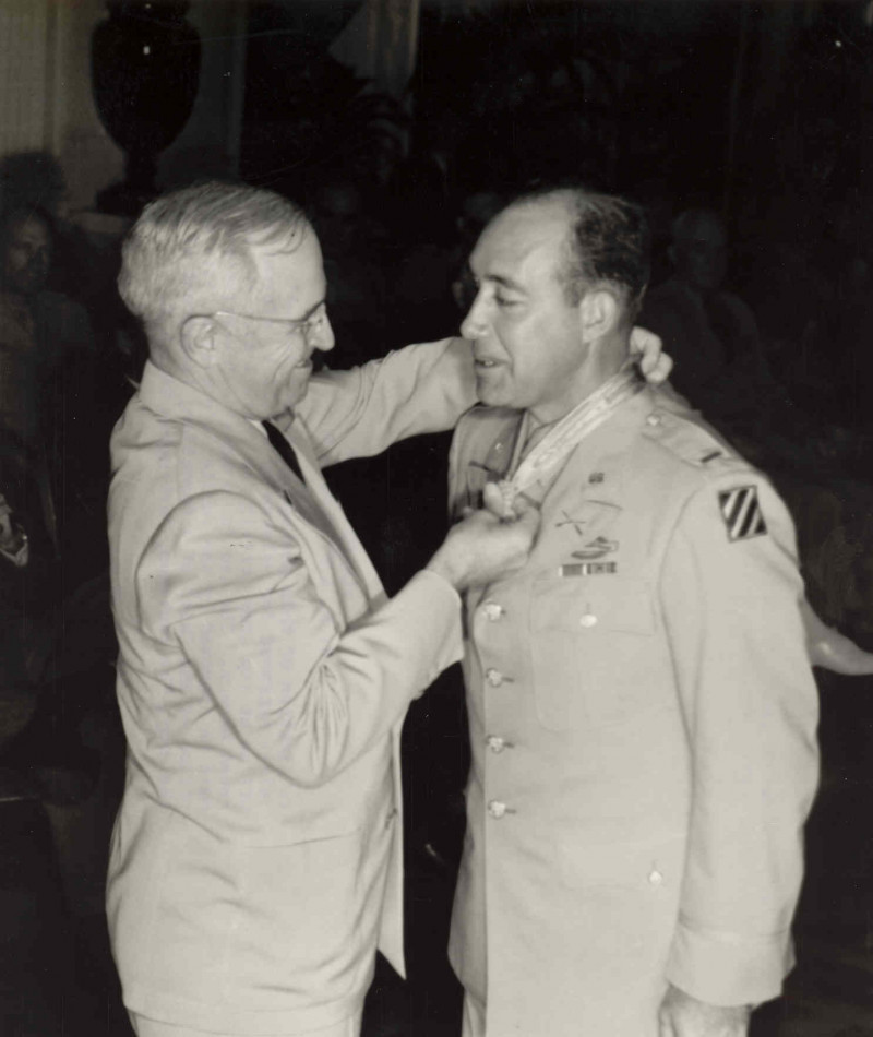 MEDAL OF HONOR RECIPIENT ELI L. WHITELY
